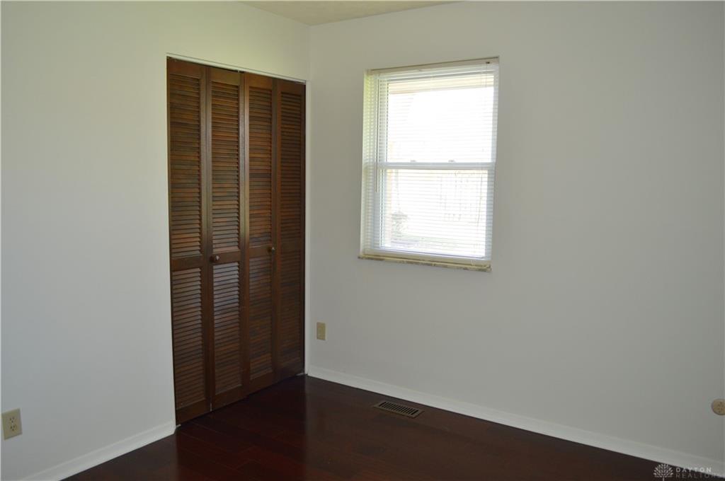 1280 Kentshire Property Photo 28