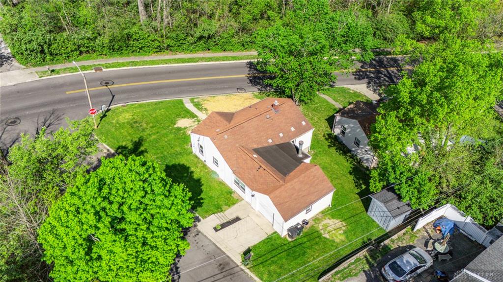 620 S Elm Property Photo 4
