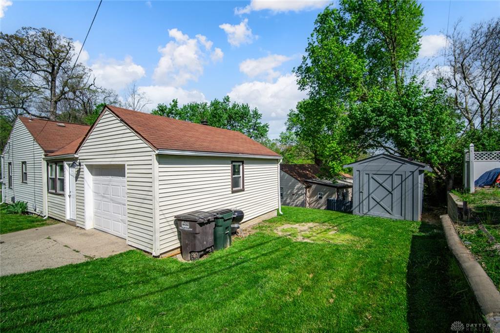 620 S Elm Property Photo 8