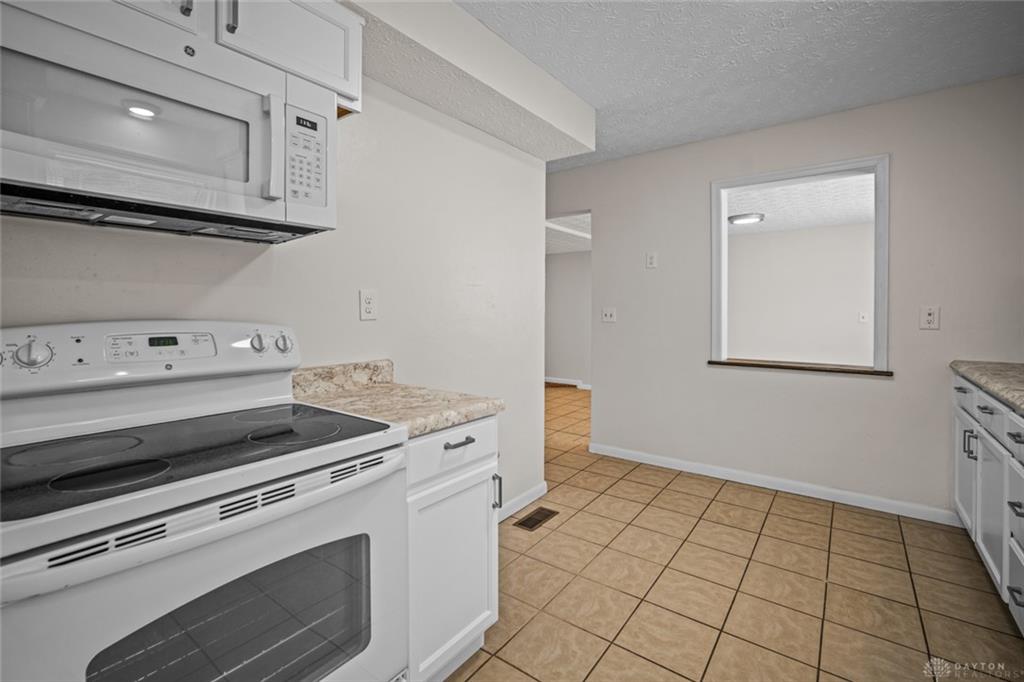 620 S Elm Property Photo 16