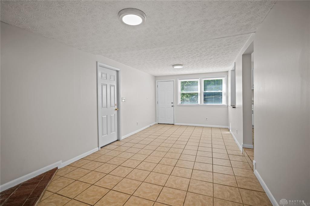 620 S Elm Property Photo 19