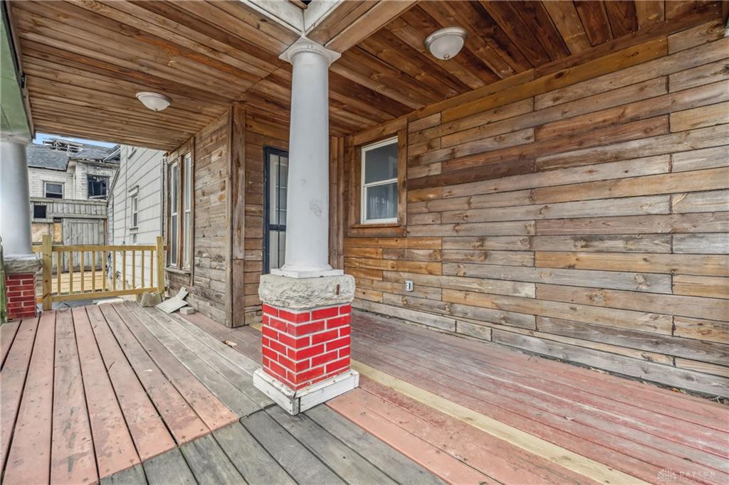 78 Vincent Property Photo 5