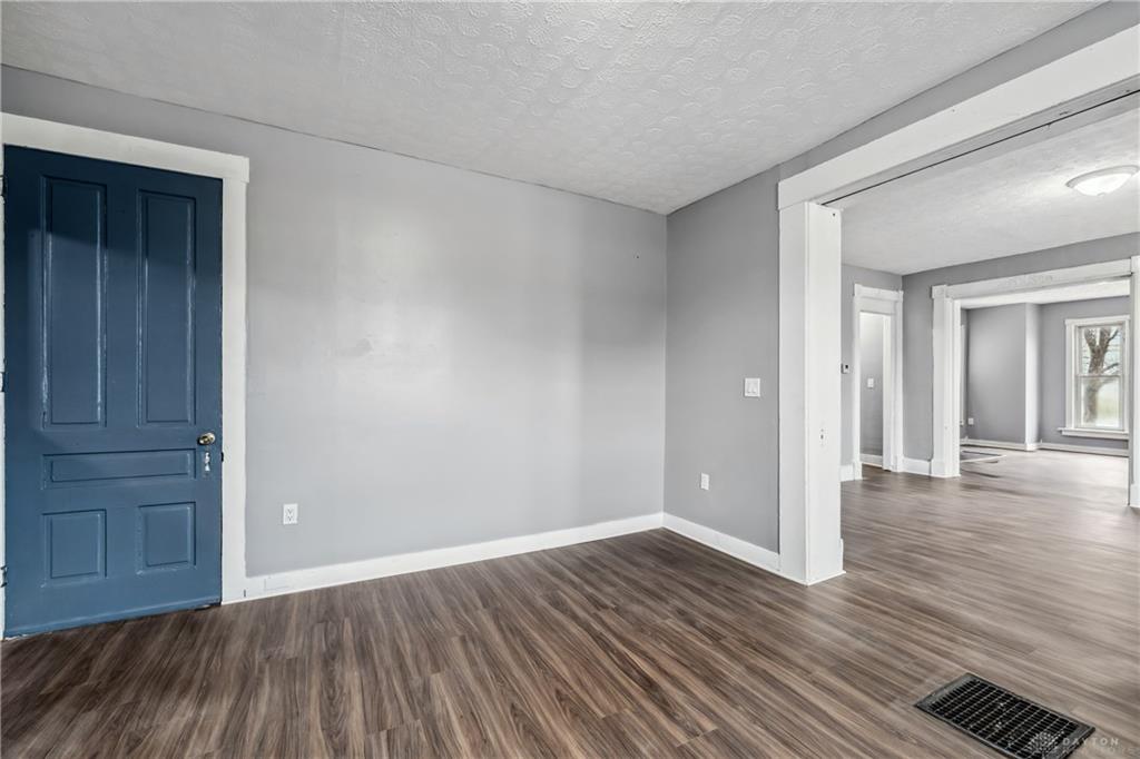 78 Vincent Property Photo 15