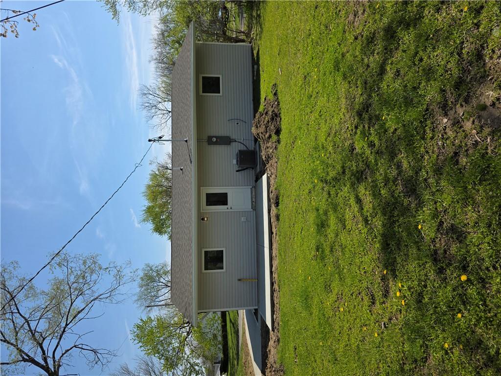 1621 Azalea Property Photo 15