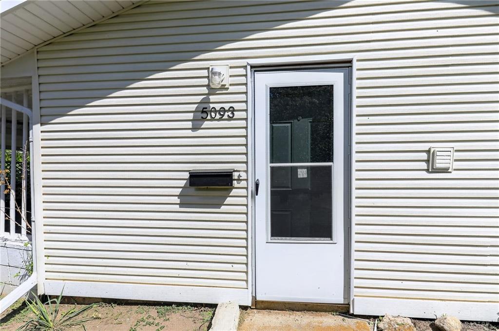 5093 Bayside Property Photo 6