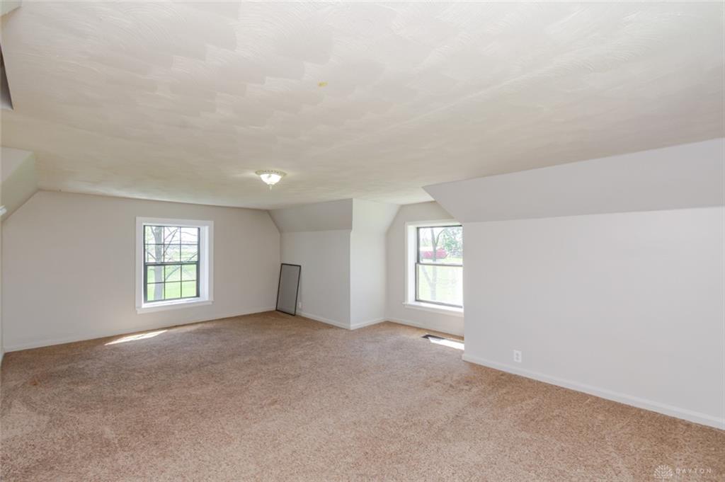 121 Alexander Property Photo 32