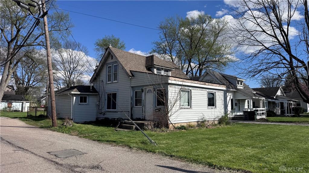 831 S Market Property Photo 1