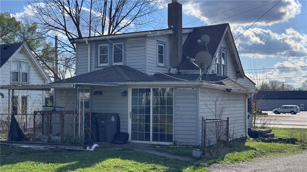 831 S Market Property Photo 6