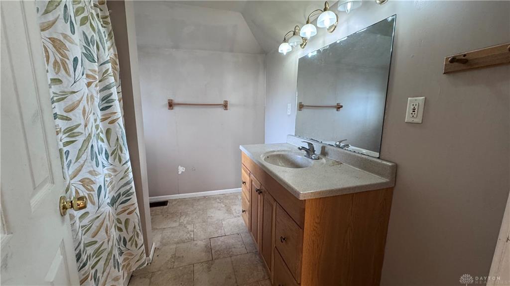 831 S Market Property Photo 17