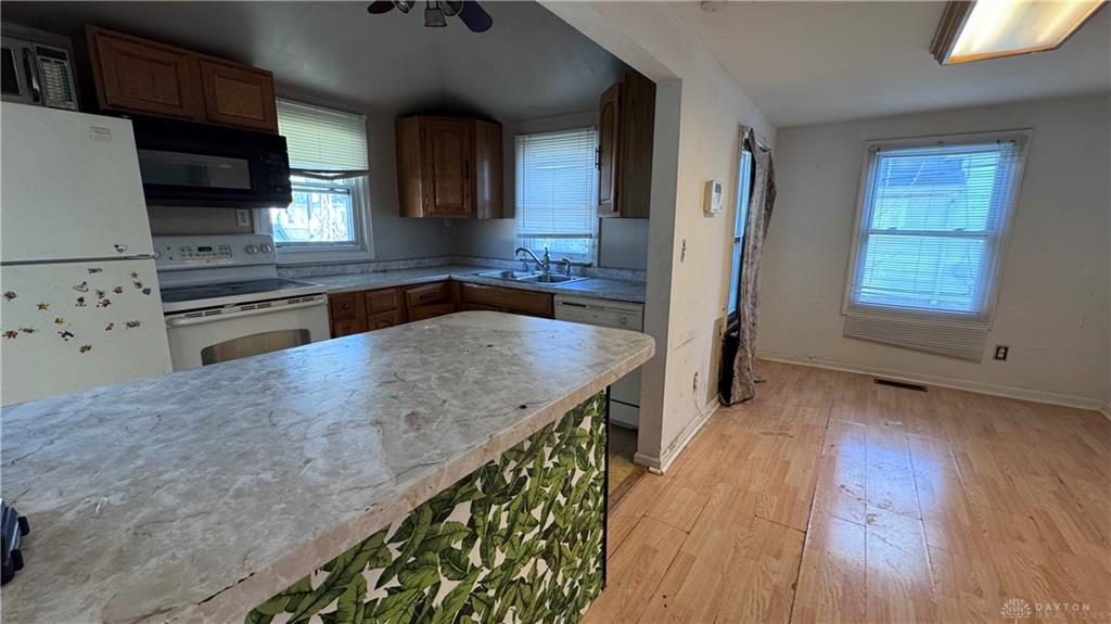 831 S Market Property Photo 20