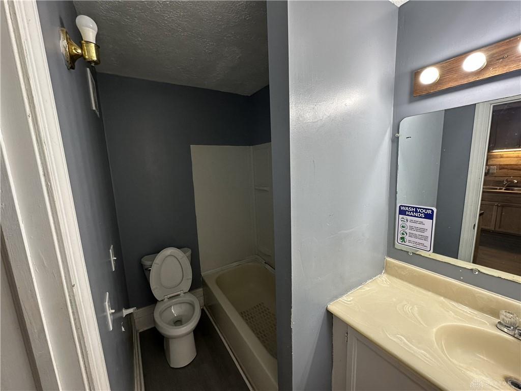 510 W Fairview Property Photo 15