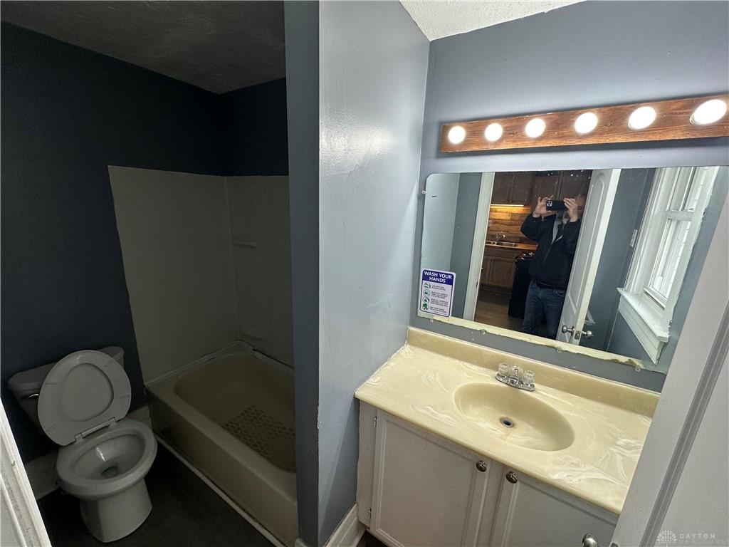 510 W Fairview Property Photo 16