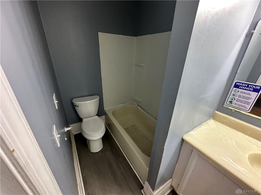 510 W Fairview Property Photo 17