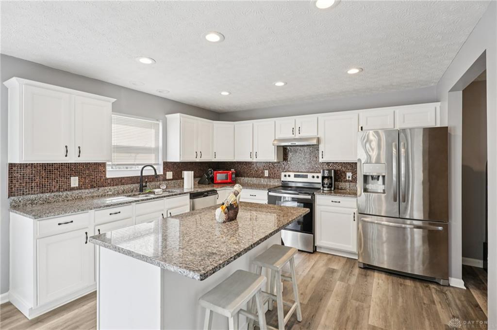 4012 Atha Property Photo 11