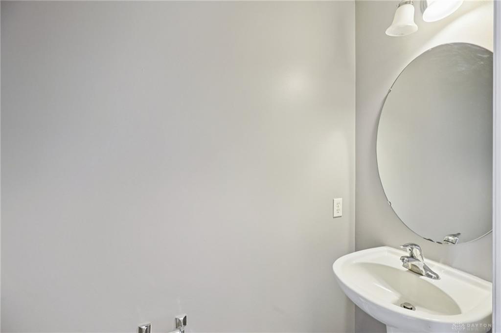 4012 Atha Property Photo 14
