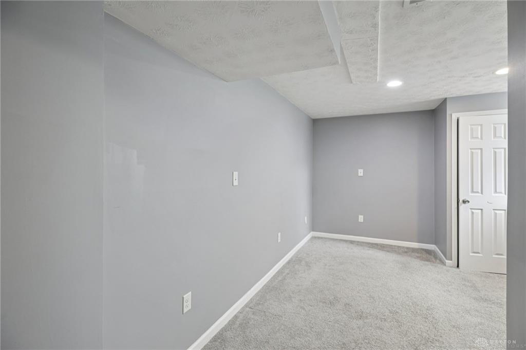 4012 Atha Property Photo 35