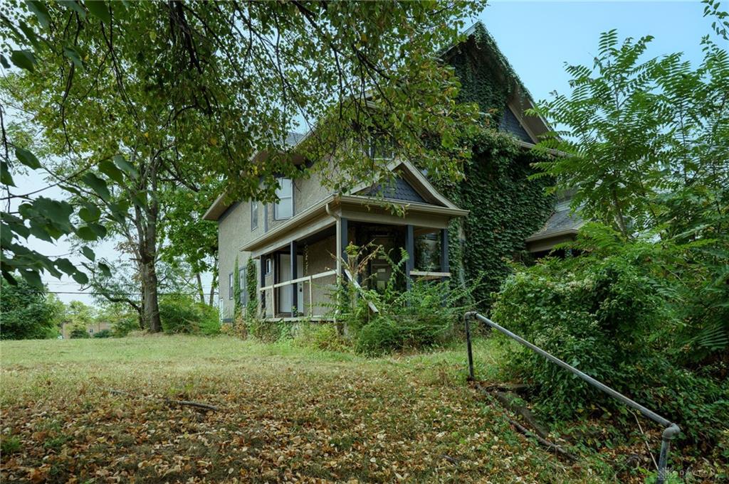 910 Harvard 908 Property Photo 2