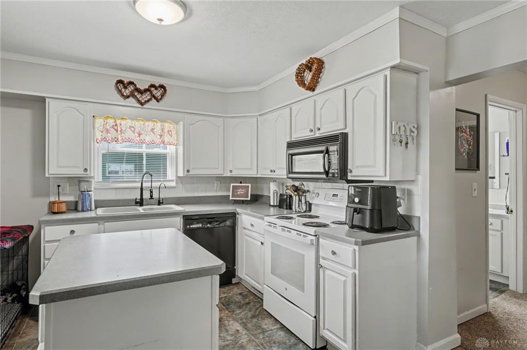401 Main Property Photo 26