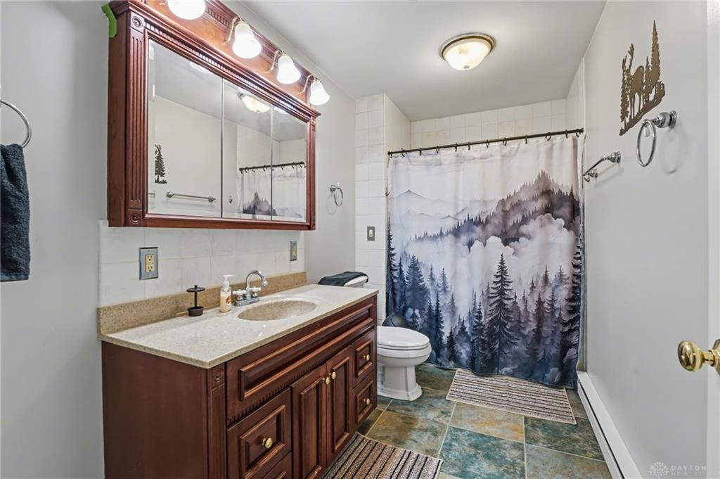 401 Main Property Photo 42