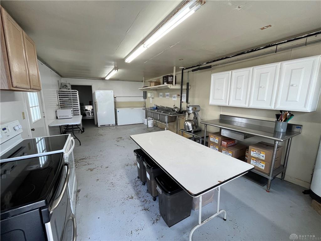 9319 Wesler Property Photo 45
