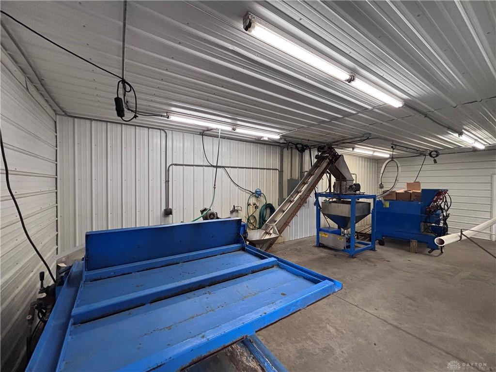 9319 Wesler Property Photo 57