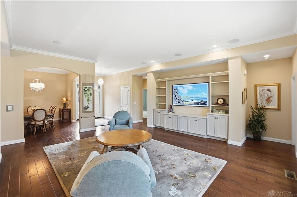 2370 Spring Rose Property Photo 6