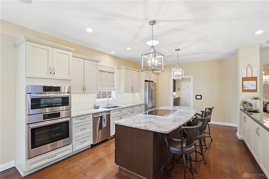 2370 Spring Rose Property Photo 14