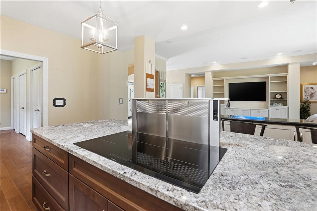 2370 Spring Rose Property Photo 19