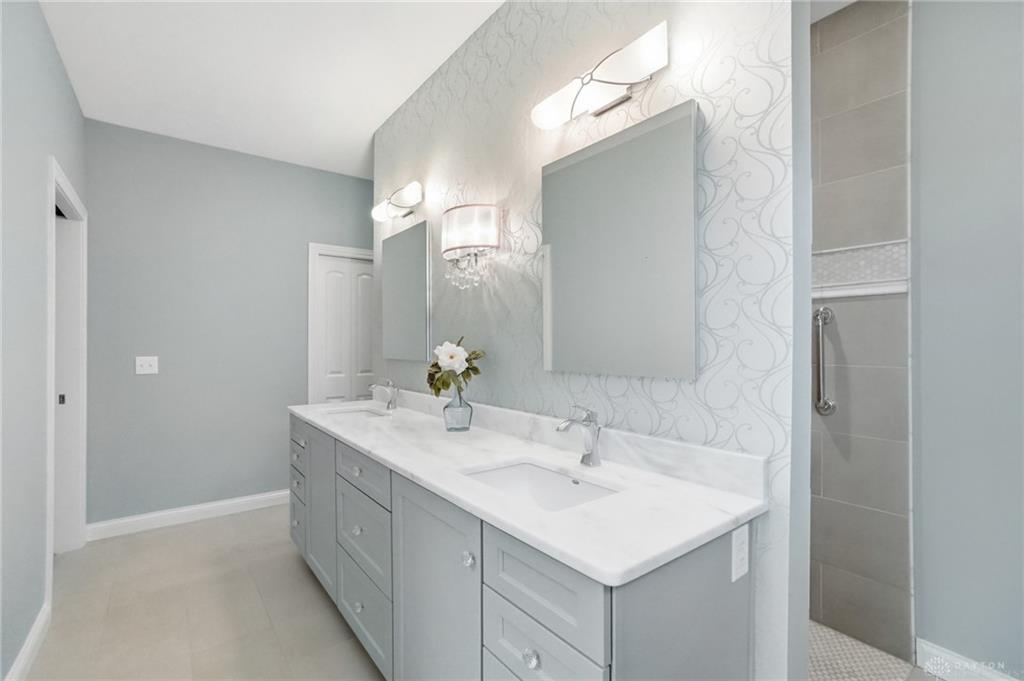 2370 Spring Rose Property Photo 30