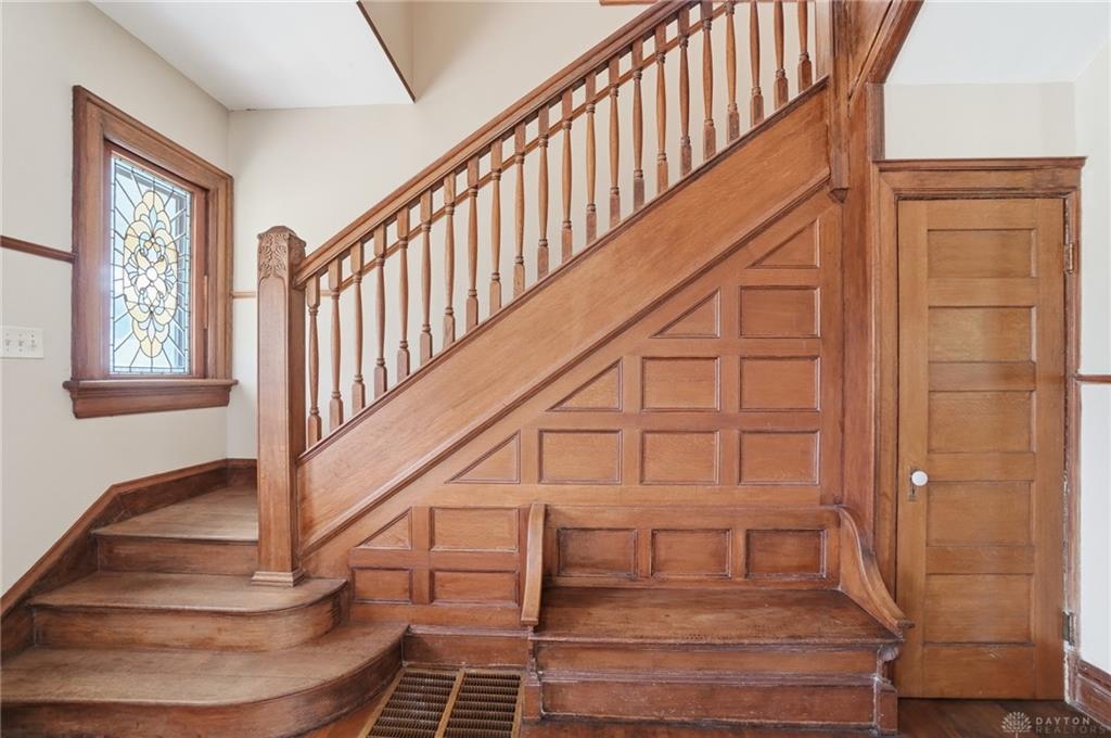 3 E Xenia Property Photo 7