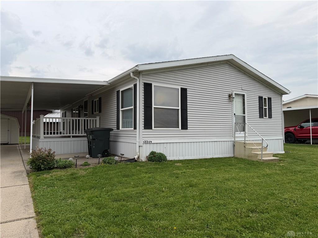 12209 Hartford Property Photo 1