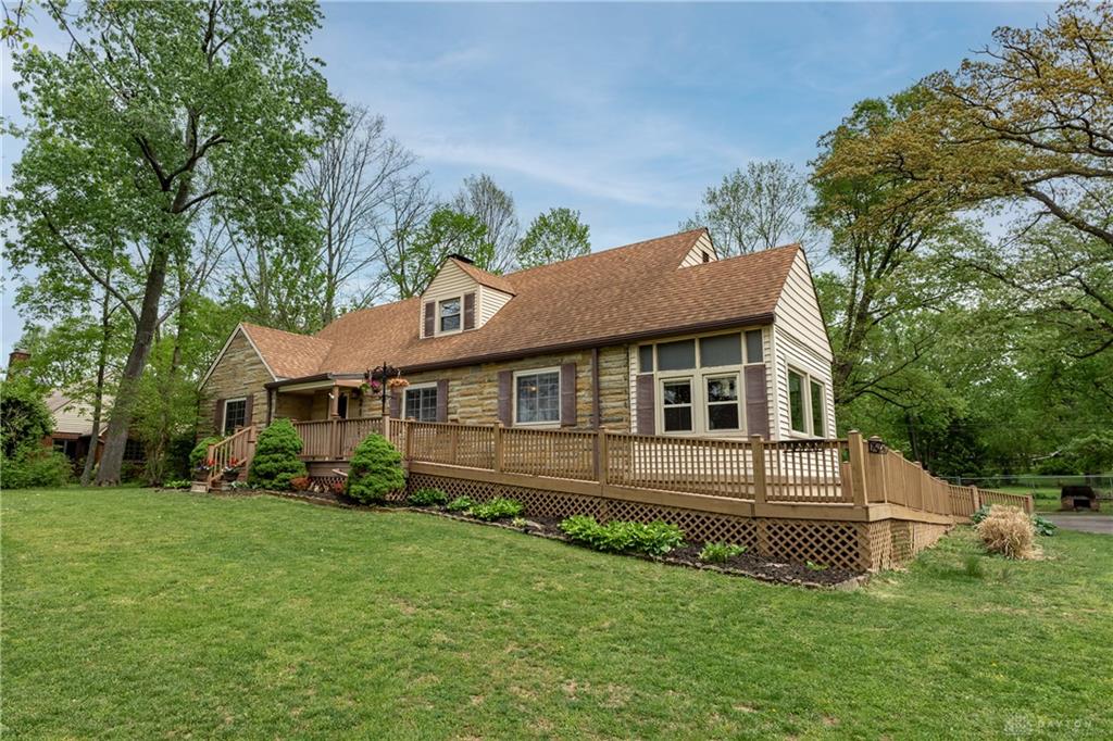 2152 La Grange Property Photo 4