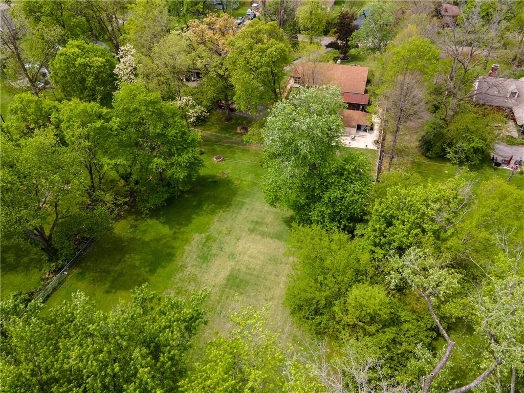 2152 La Grange Property Photo 11