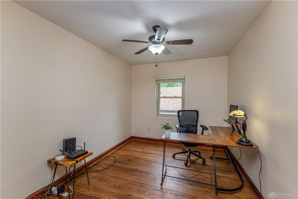 2152 La Grange Property Photo 35