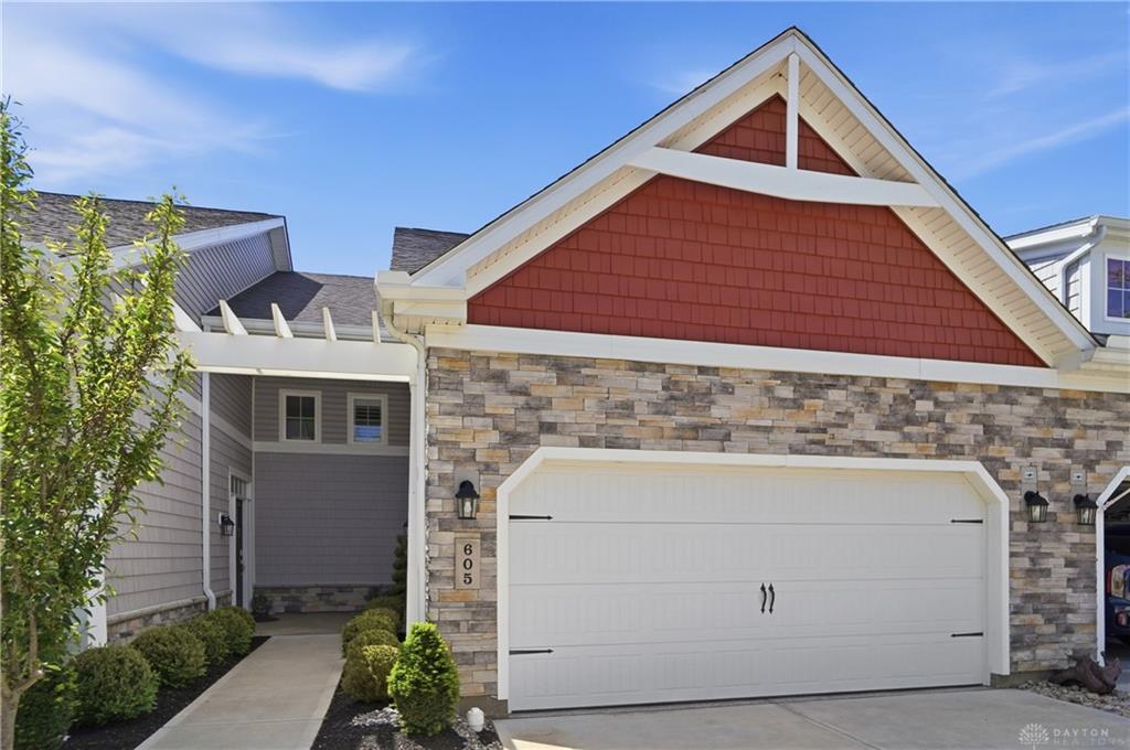 605 Cape Cod Property Photo 1