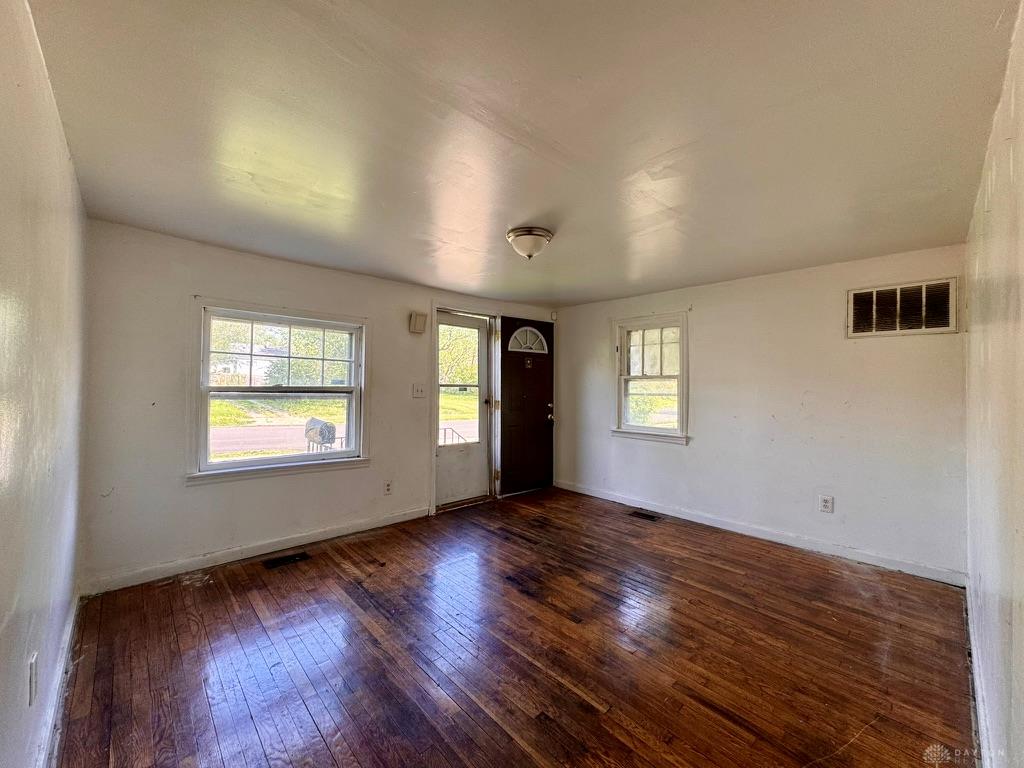 2239 Esmeralda Property Photo 6