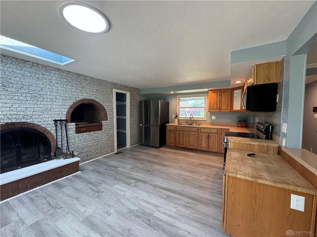 1218 Rona Parkway Property Photo 5
