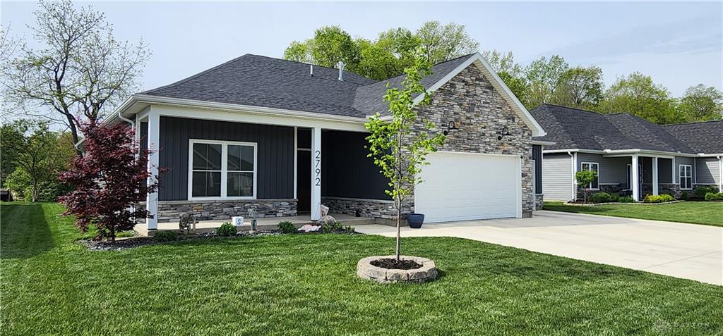 2792 Executive Property Photo 3