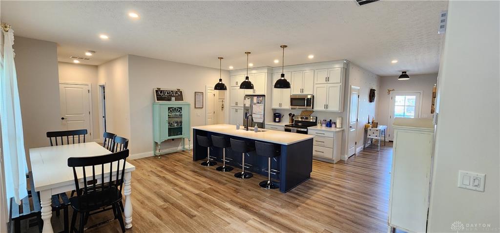 2792 Executive Property Photo 8