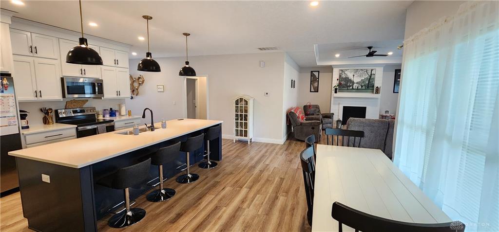 2792 Executive Property Photo 9