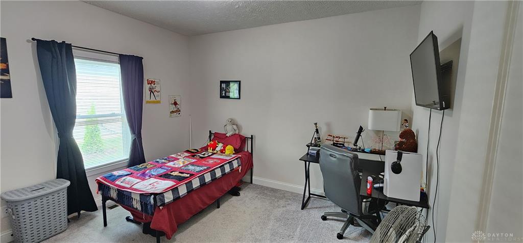 2792 Executive Property Photo 20