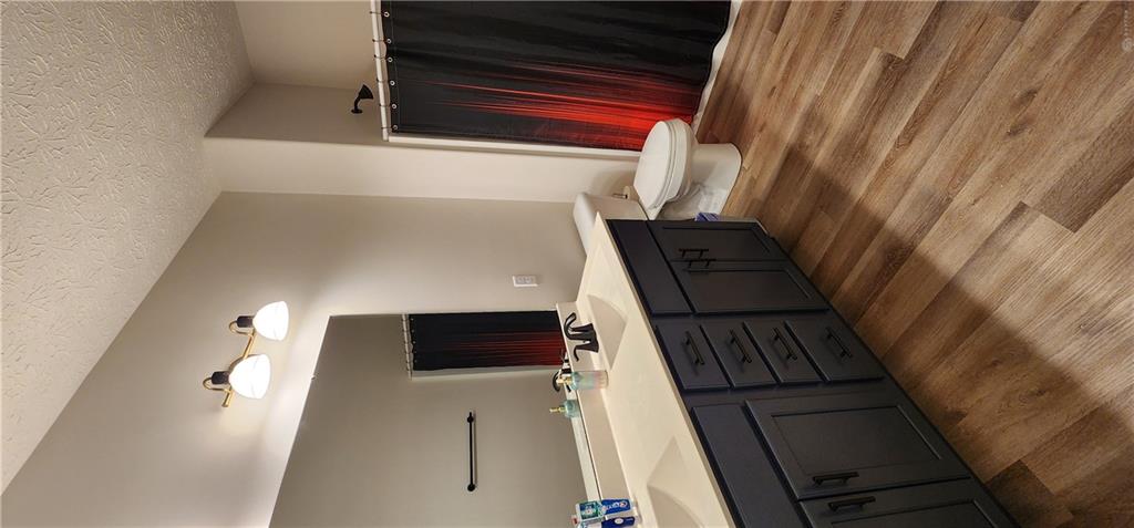 2792 Executive Property Photo 22