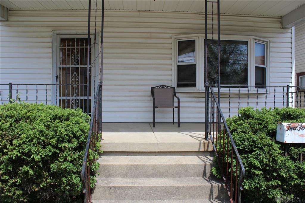 240 E Mccreight Property Photo 3
