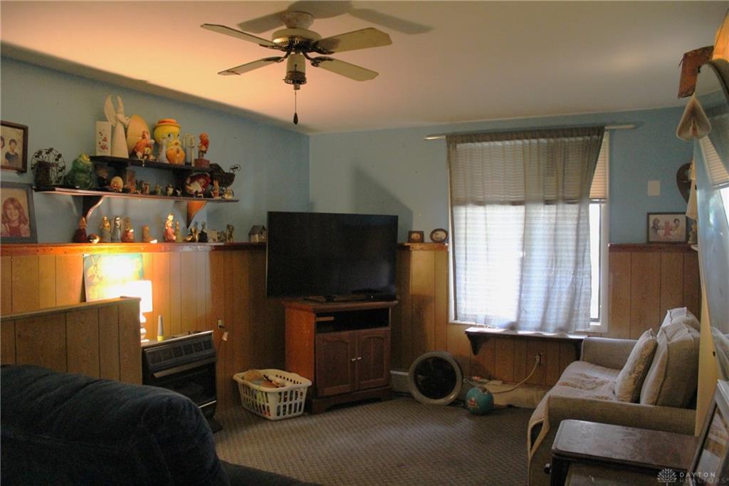 240 E Mccreight Property Photo 17