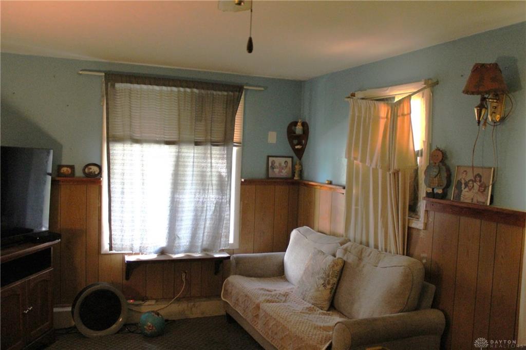 240 E Mccreight Property Photo 18