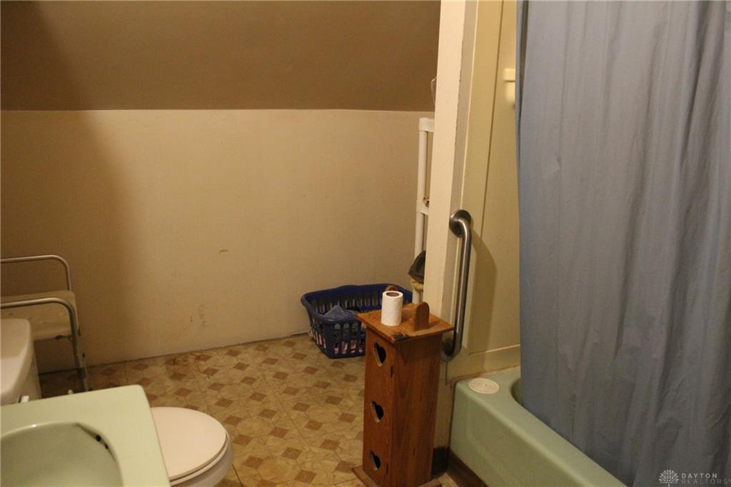 240 E Mccreight Property Photo 26