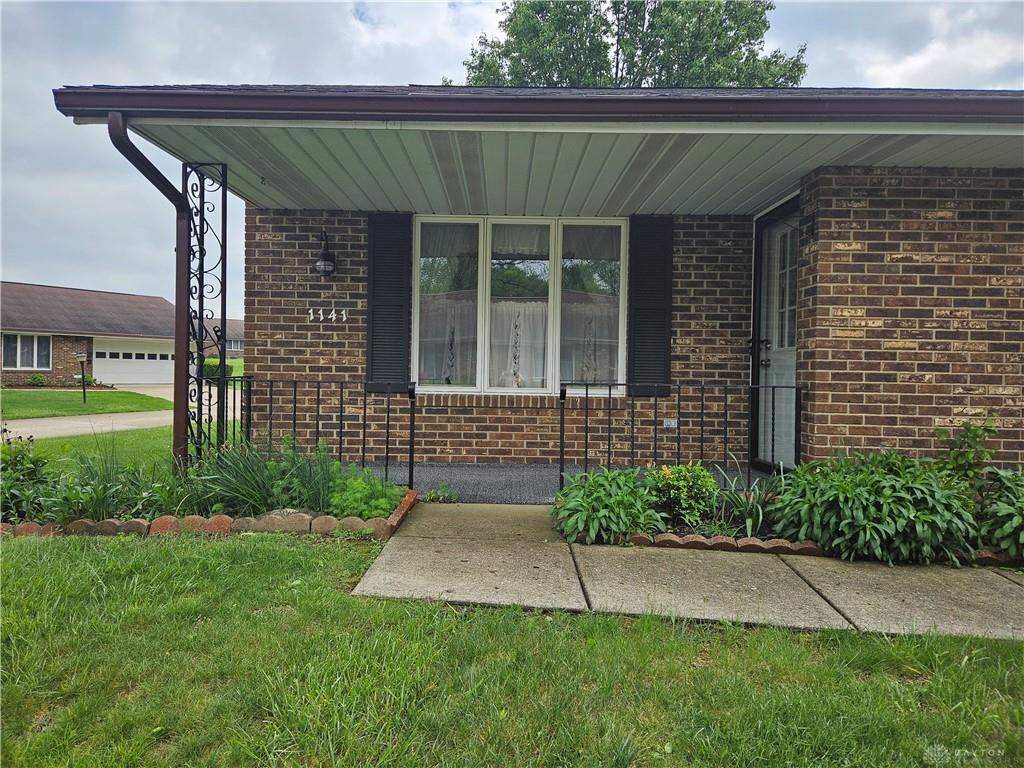 1141 W Brixton Property Photo 3