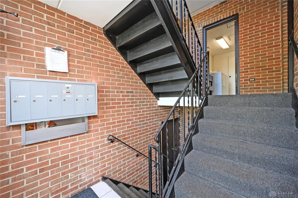 1787 Cherokee B Property Photo 4