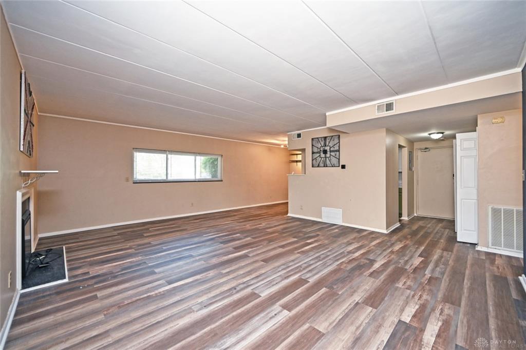 1787 Cherokee B Property Photo 9