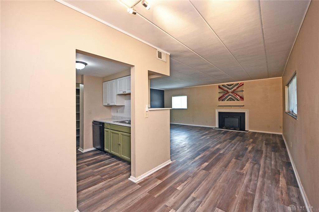 1787 Cherokee B Property Photo 15